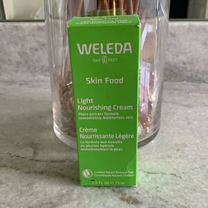 NWB Weleda Skin Food Light Nourishing Cream